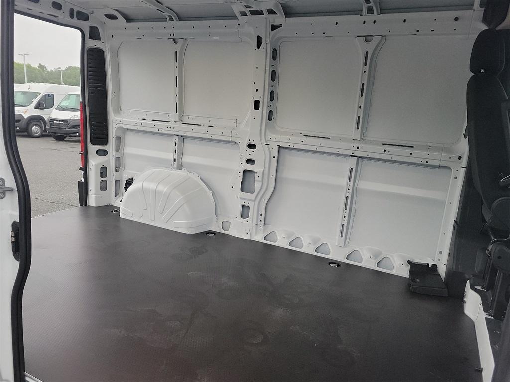 2024 Ram ProMaster 2500 Base - Photo 16