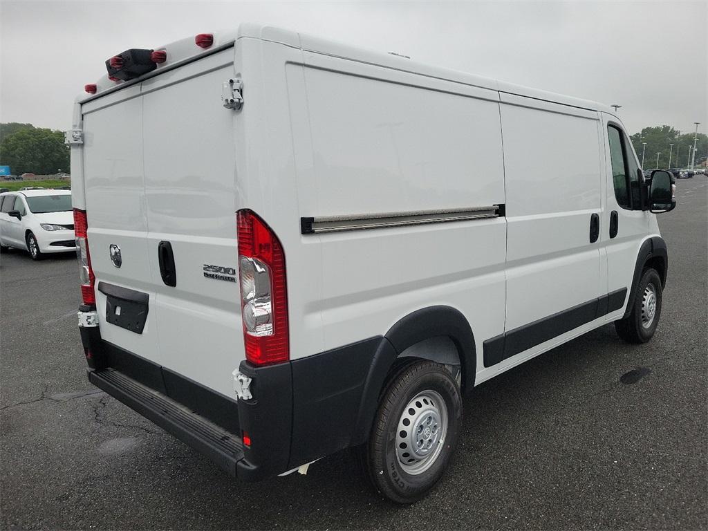 2024 Ram ProMaster 2500 Base - Photo 4