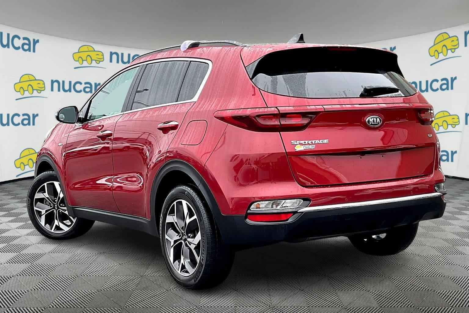 2022 Kia Sportage EX - Photo 4