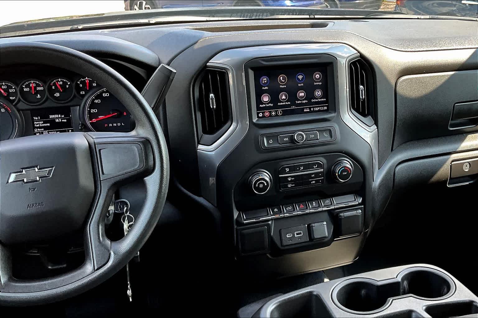 2021 Chevrolet Silverado 1500 Custom 4WD Crew Cab 147 - Photo 18