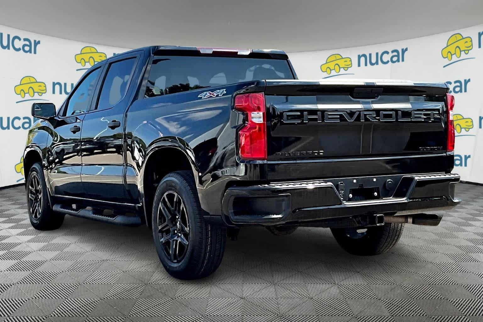 2021 Chevrolet Silverado 1500 Custom 4WD Crew Cab 147 - Photo 4