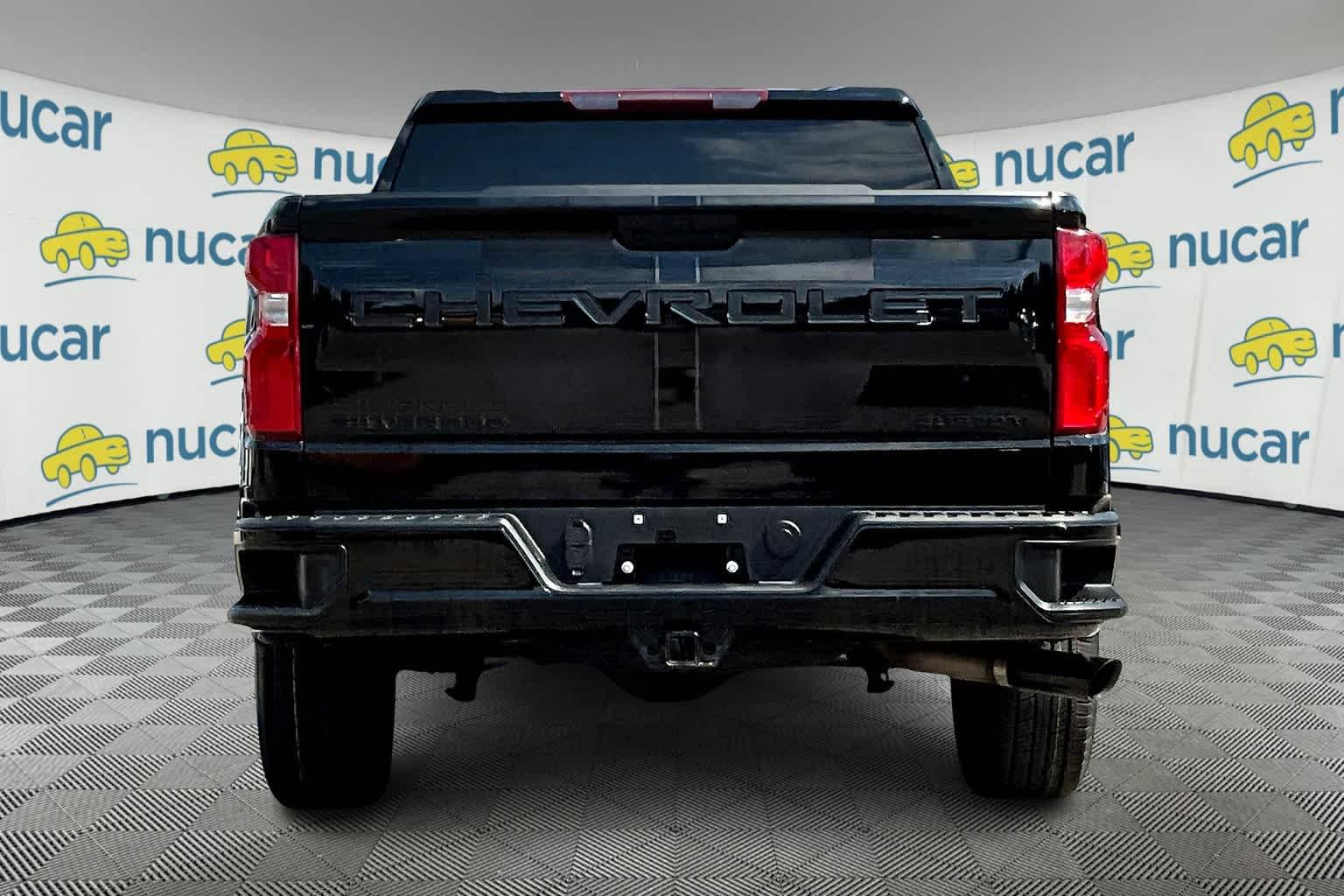 2021 Chevrolet Silverado 1500 Custom 4WD Crew Cab 147 - Photo 5