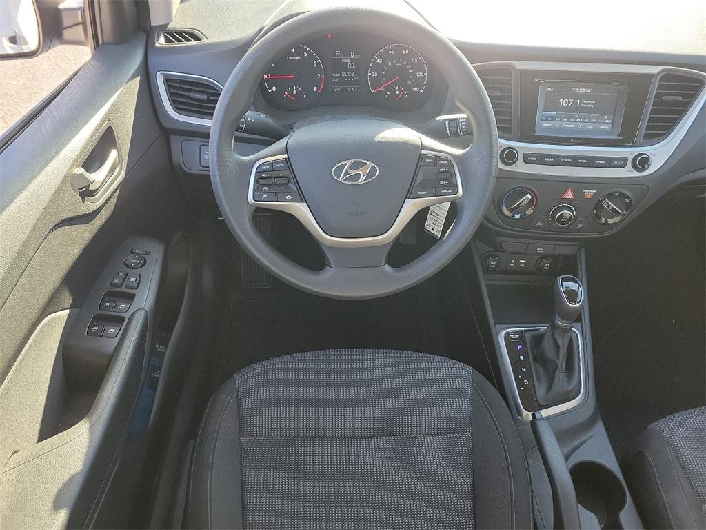 2020 Hyundai Accent SE - Photo 11