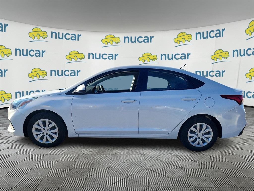 2020 Hyundai Accent SE - Photo 4