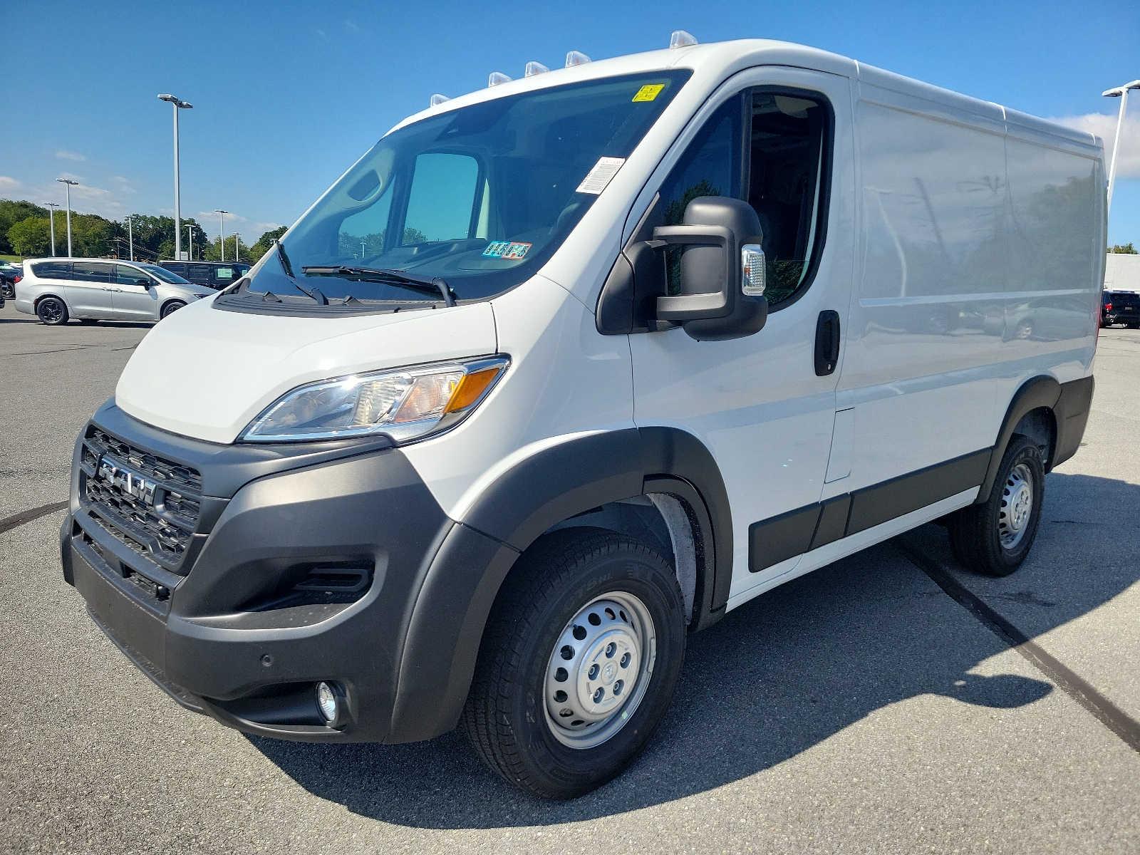 2024 Ram ProMaster Tradesman - Photo 2