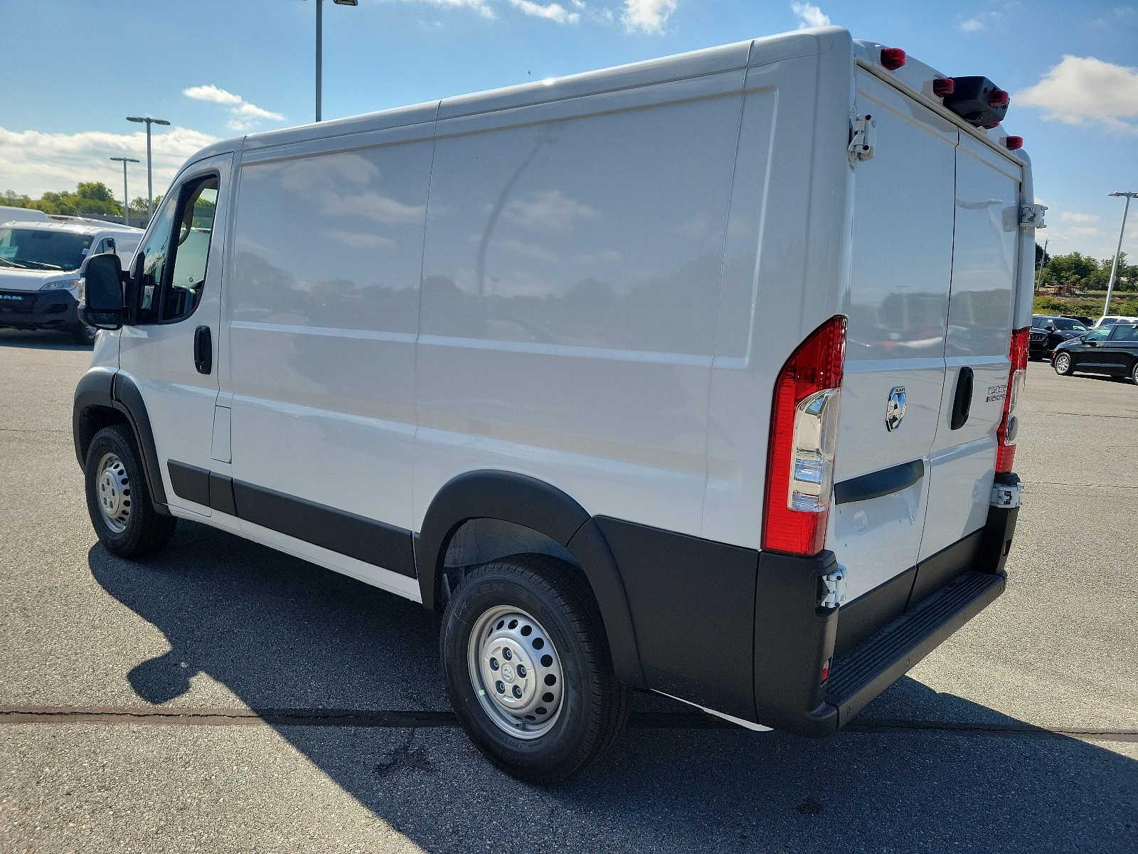 2024 Ram ProMaster Tradesman - Photo 3