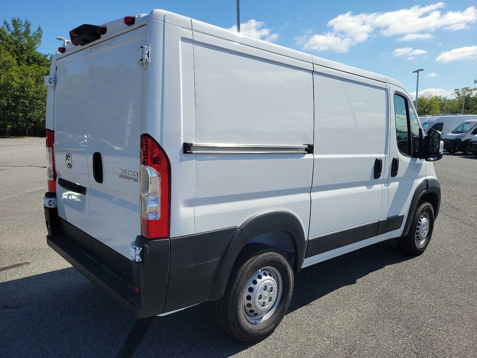 2024 Ram ProMaster Tradesman - Photo 4