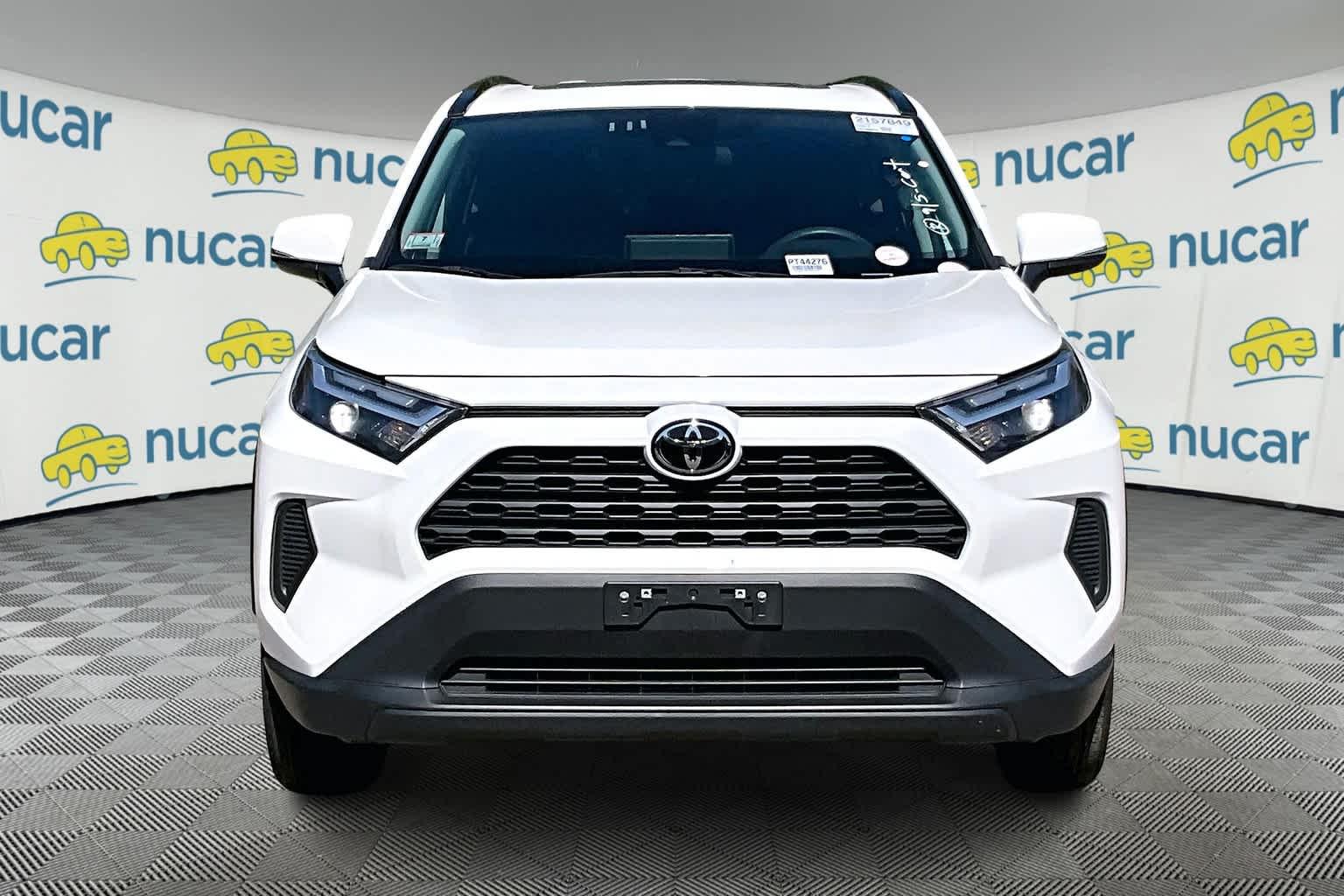 2023 Toyota RAV4 XLE - Photo 2