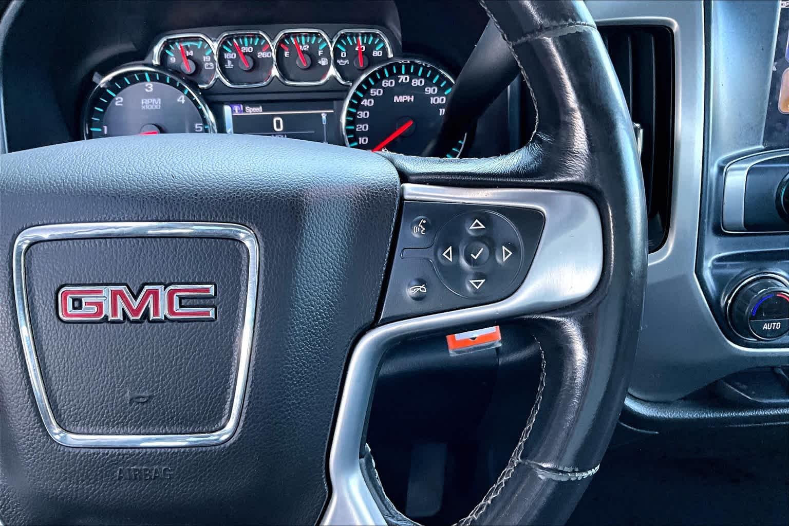 2018 GMC Sierra 1500 SLE 4WD Double Cab 143.5 - Photo 24