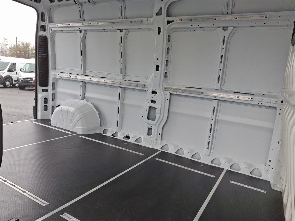 2025 Ram ProMaster 2500 High Roof - Photo 17