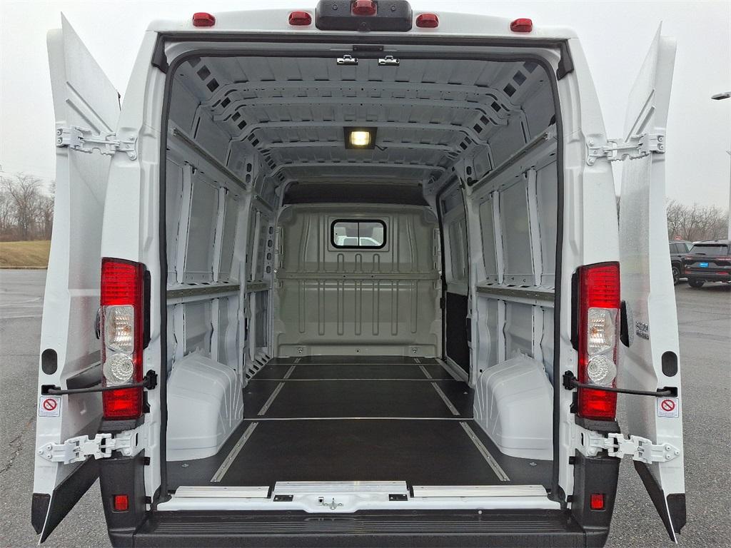 2025 Ram ProMaster 2500 High Roof - Photo 19