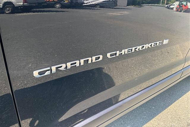 2022 Jeep Grand Cherokee L Laredo - Photo 8