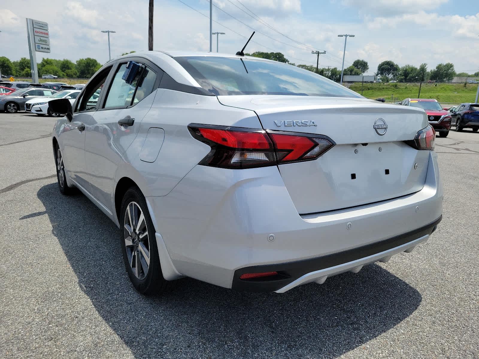 2024 Nissan Versa S - Photo 4