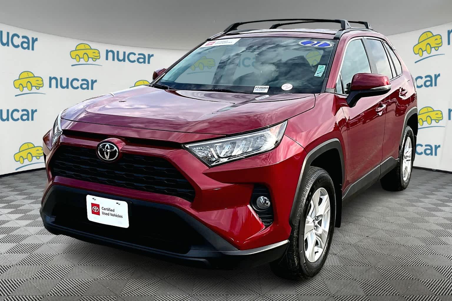 2021 Toyota RAV4 XLE - Photo 3