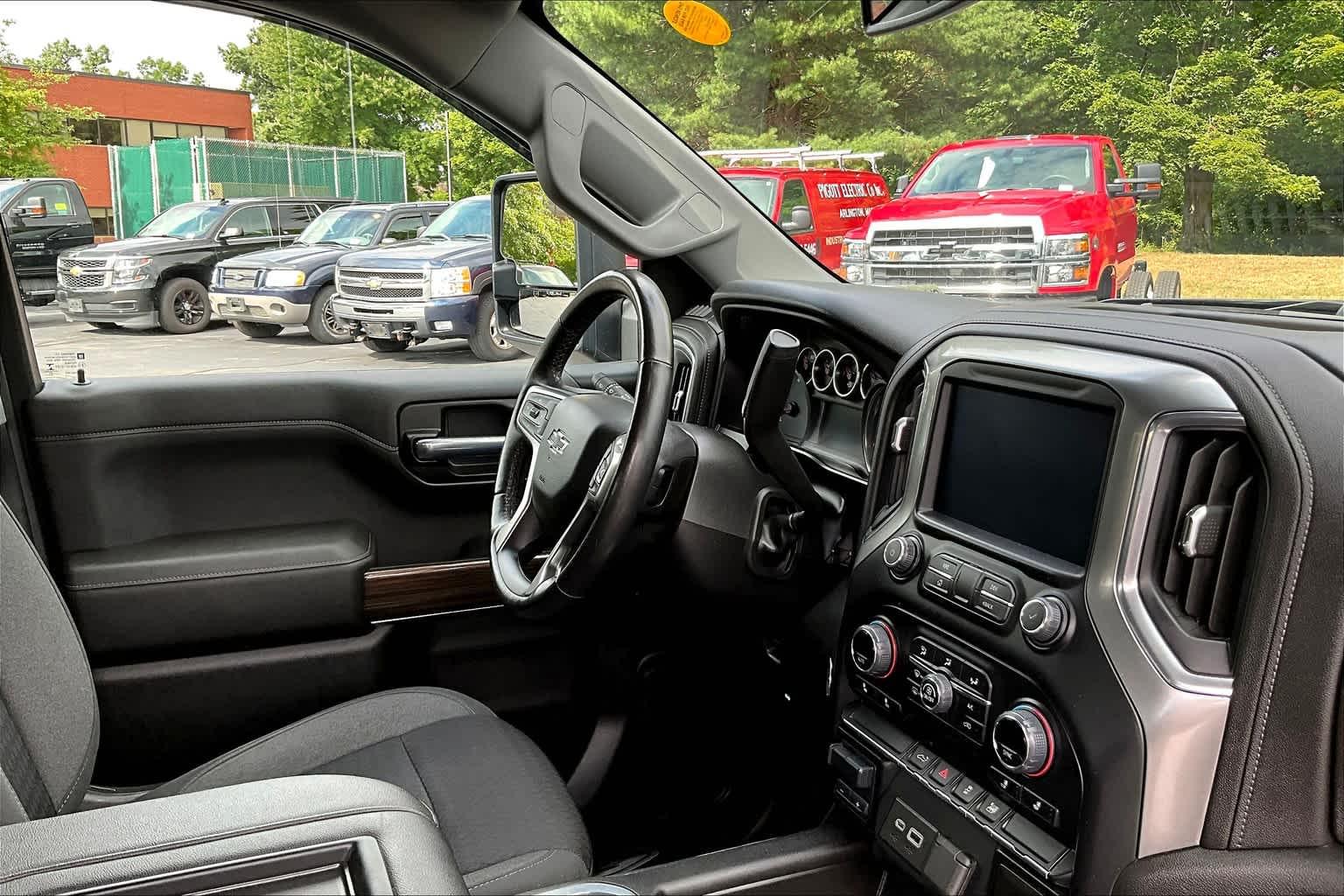 2021 Chevrolet Silverado 1500 RST 4WD Crew Cab 157 - Photo 21