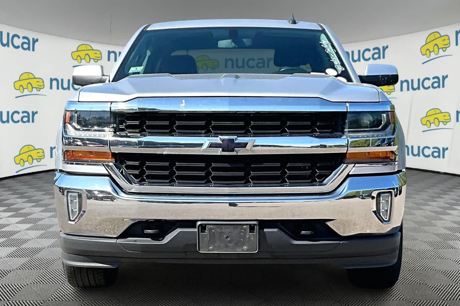 2018 Chevrolet Silverado 1500 LT 4WD Crew Cab 143.5 - Photo 2