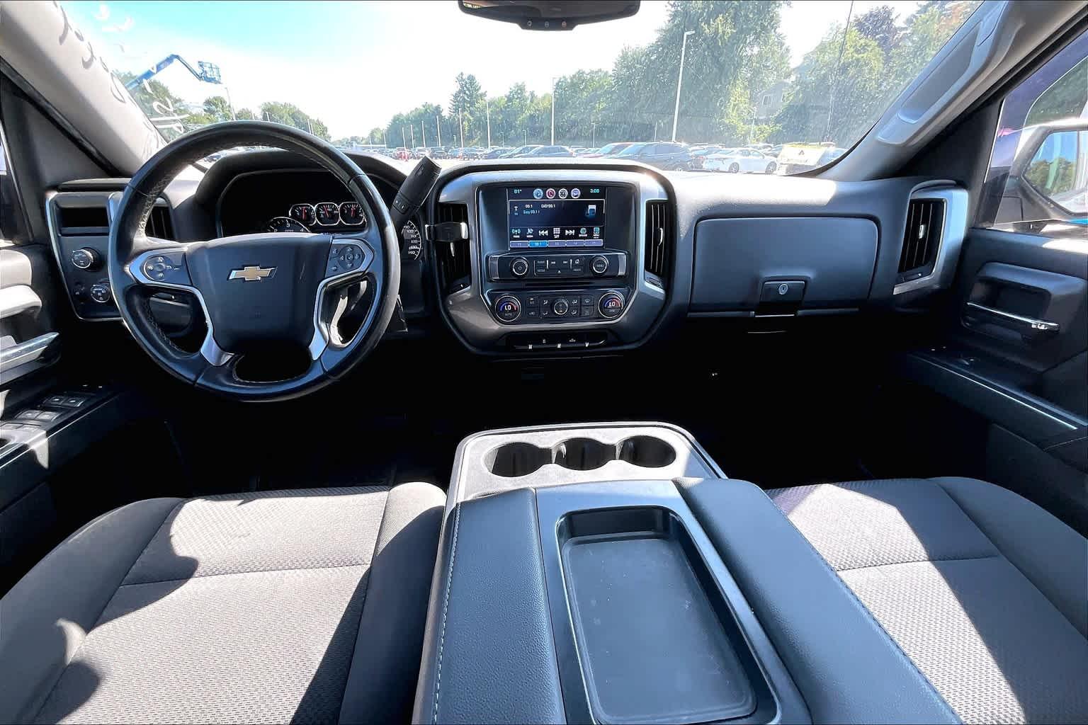 2018 Chevrolet Silverado 1500 LT 4WD Crew Cab 143.5 - Photo 21