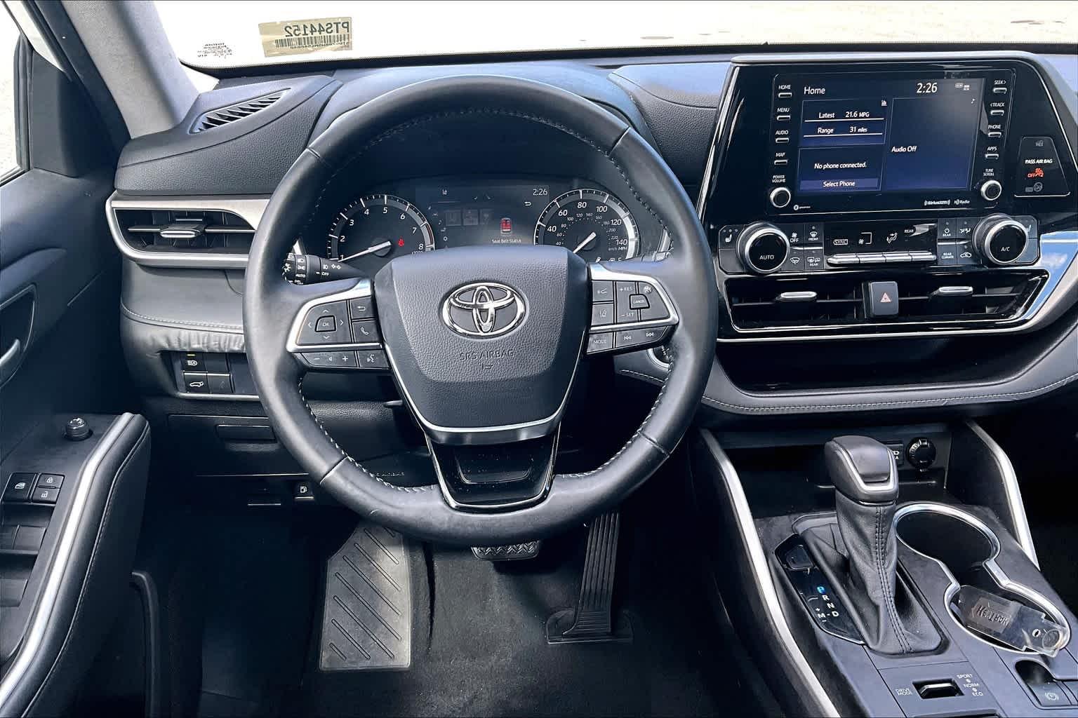 2021 Toyota Highlander XLE - Photo 17