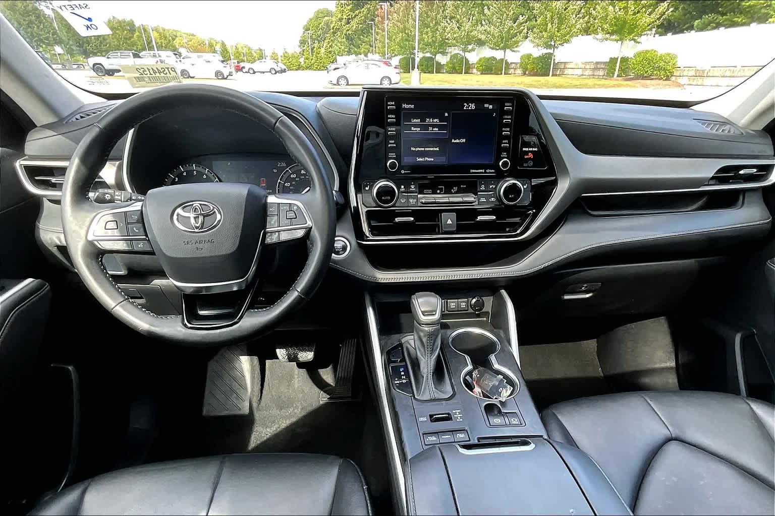 2021 Toyota Highlander XLE - Photo 21