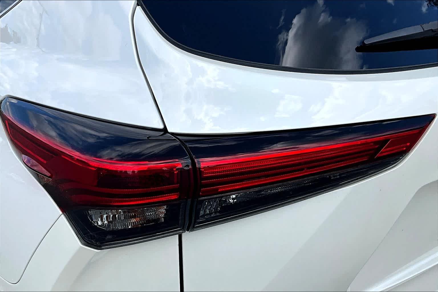 2021 Toyota Highlander XLE - Photo 34