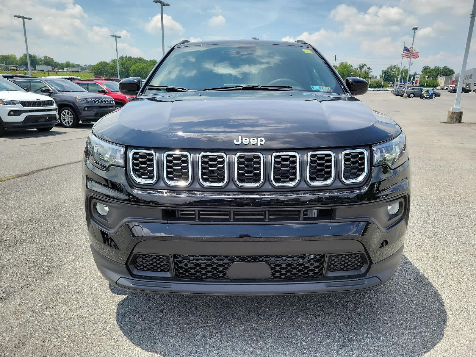 2024 Jeep Compass Latitude - Photo 2