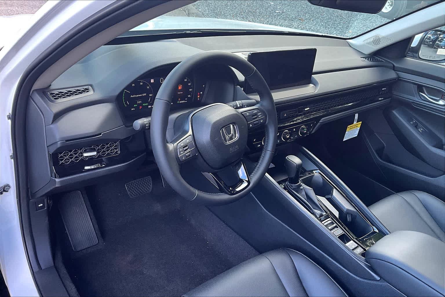 2024 Honda Accord Hybrid EX-L - Photo 8