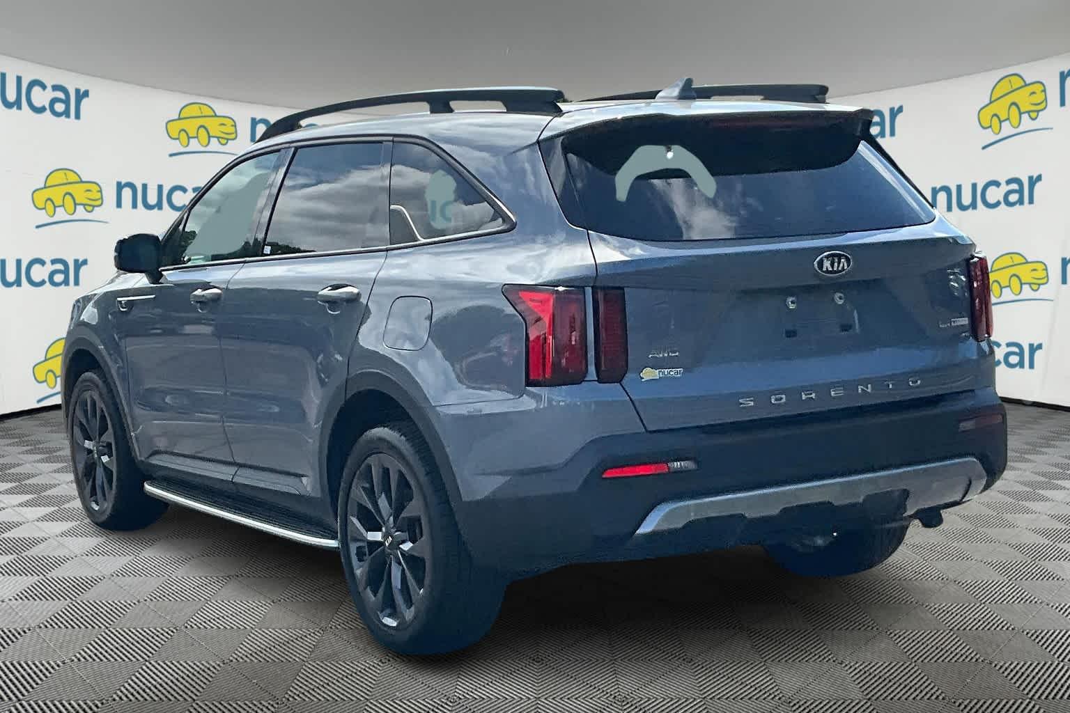 2021 Kia Sorento EX - Photo 4