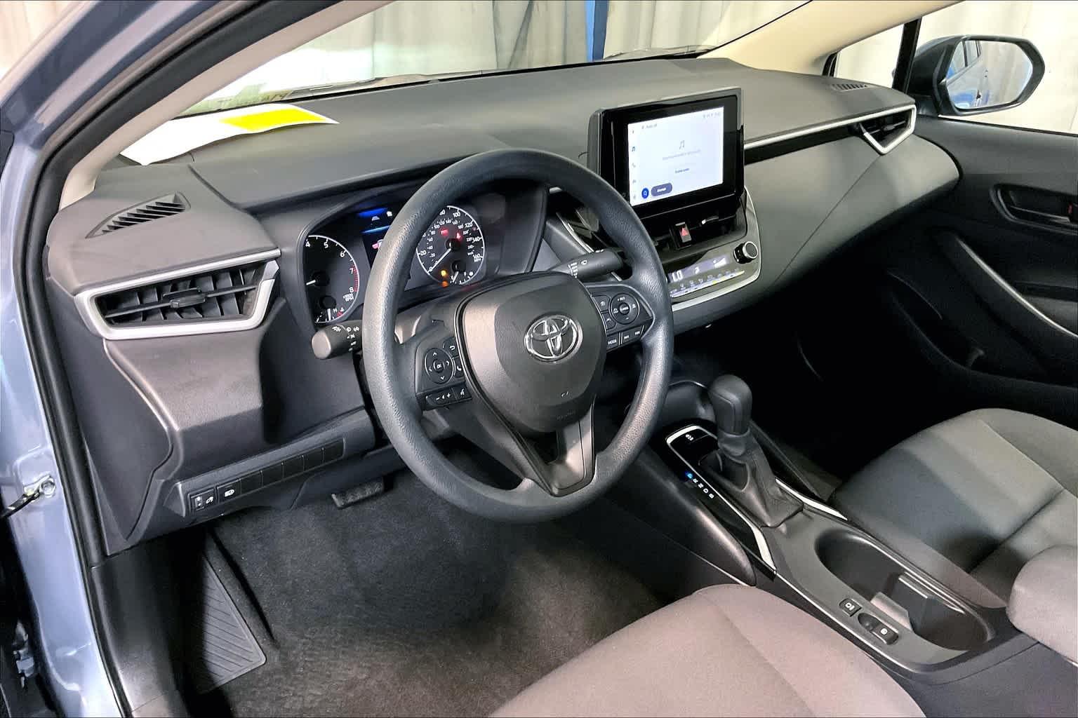 2024 Toyota Corolla LE - Photo 8