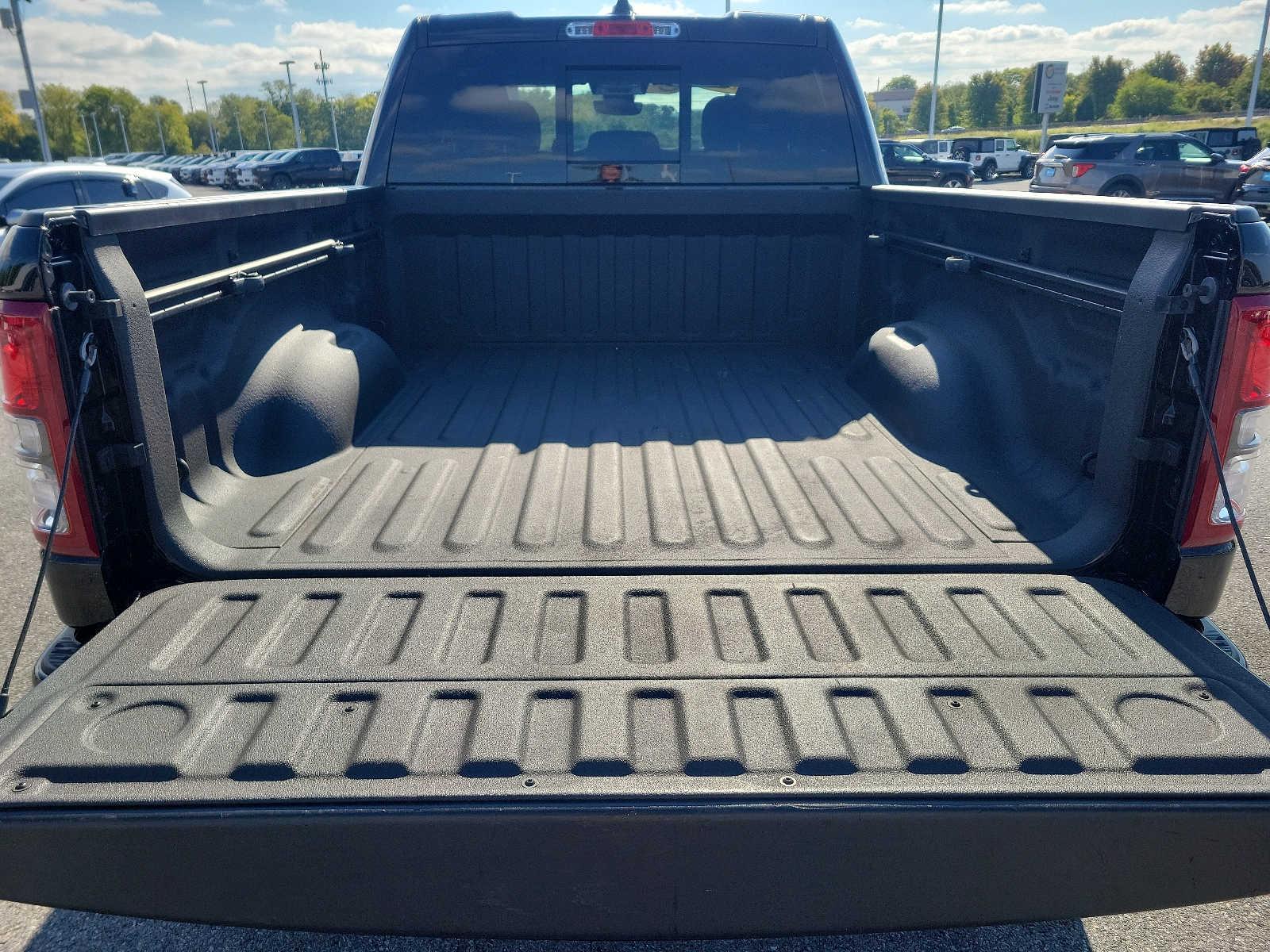 2021 Ram 1500 Big Horn 4x4 Quad Cab 64 Box - Photo 28