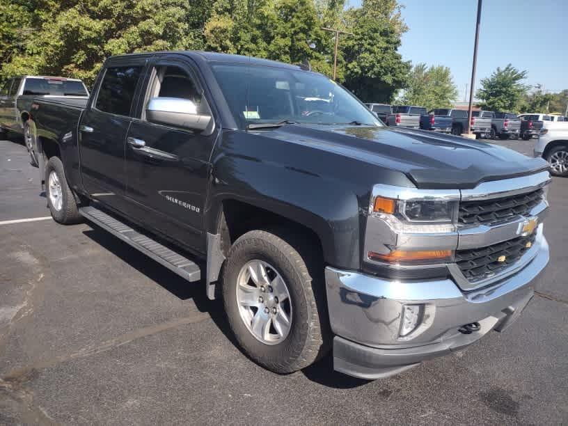 2017 Chevrolet Silverado 1500 LT 4WD Crew Cab 143.5