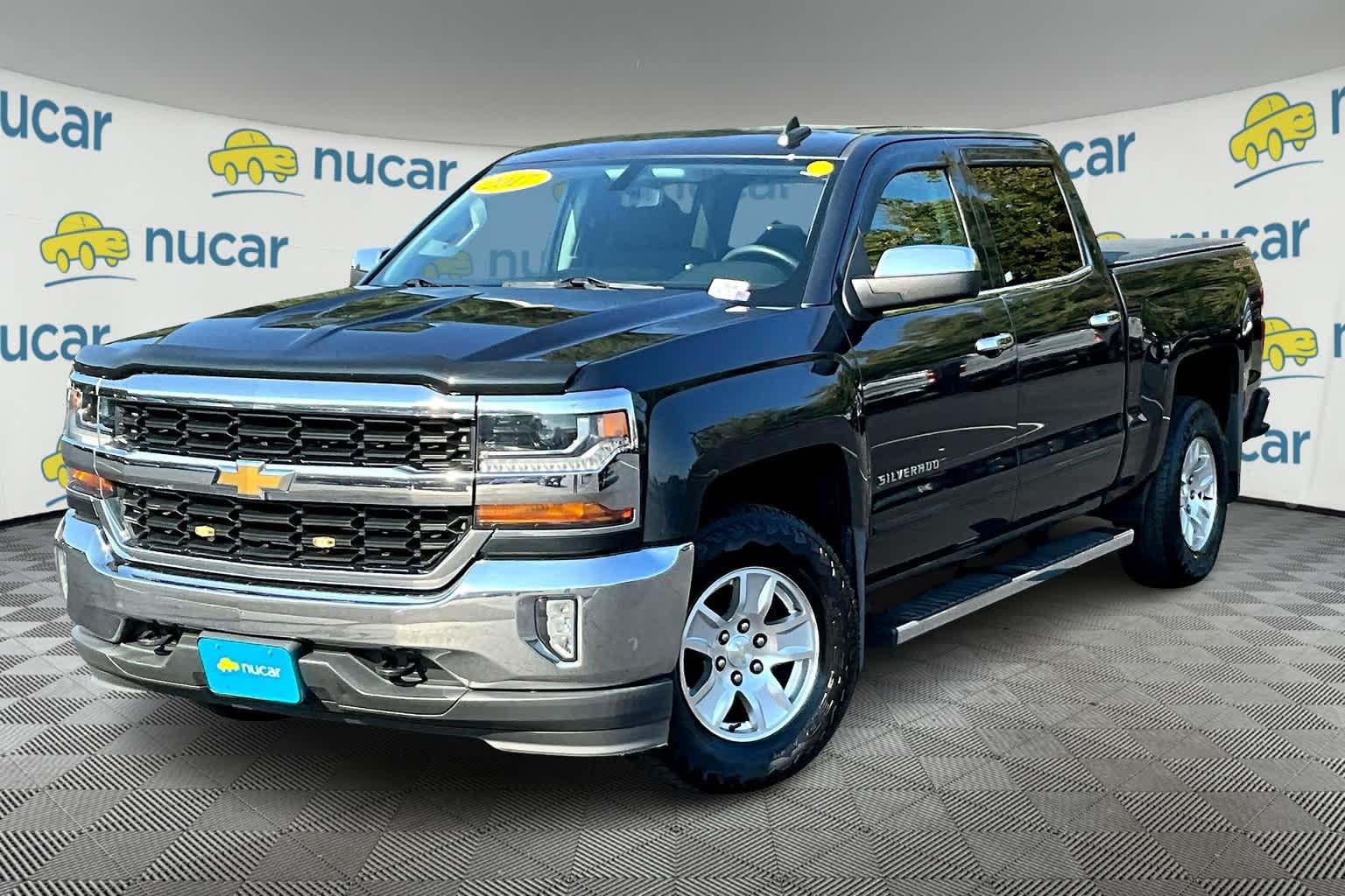 2017 Chevrolet Silverado 1500 LT 4WD Crew Cab 143.5 - Photo 3