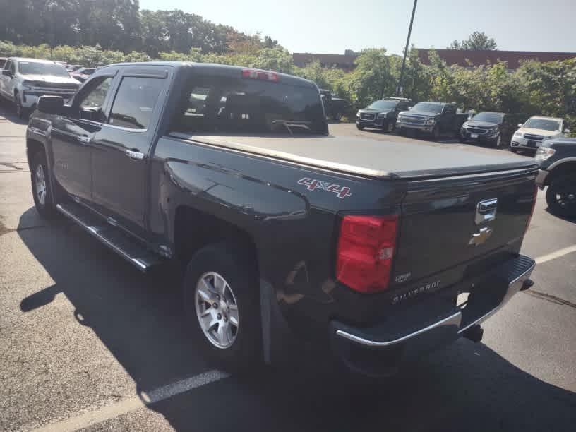 2017 Chevrolet Silverado 1500 LT 4WD Crew Cab 143.5 - Photo 8