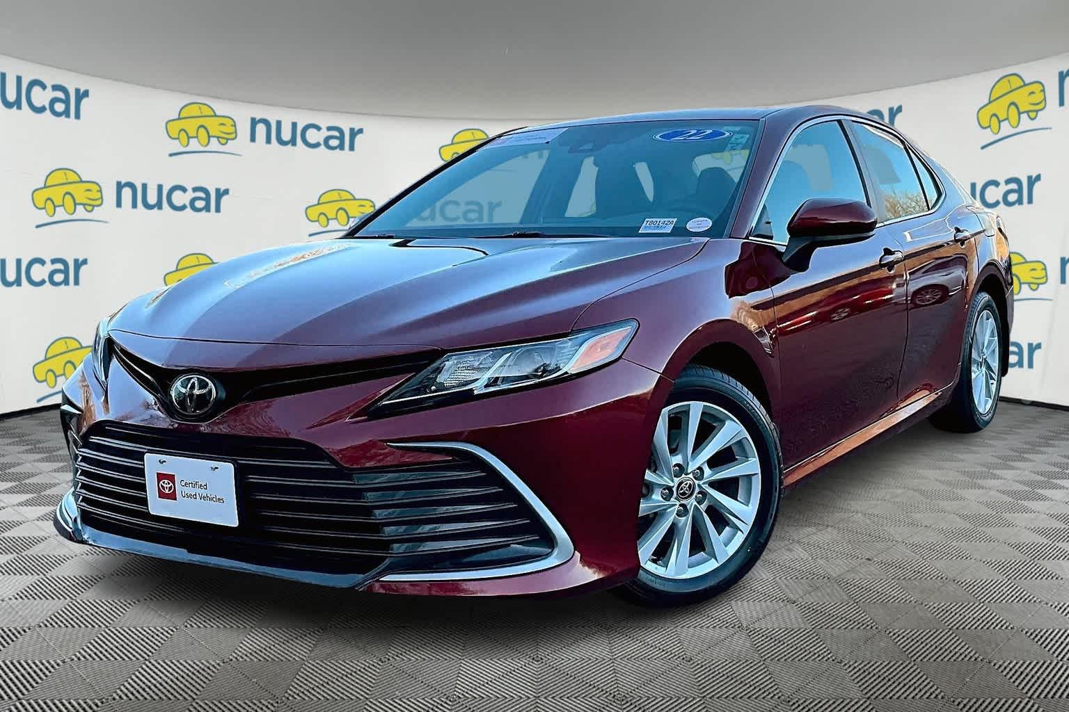 2022 Toyota Camry LE - Photo 3