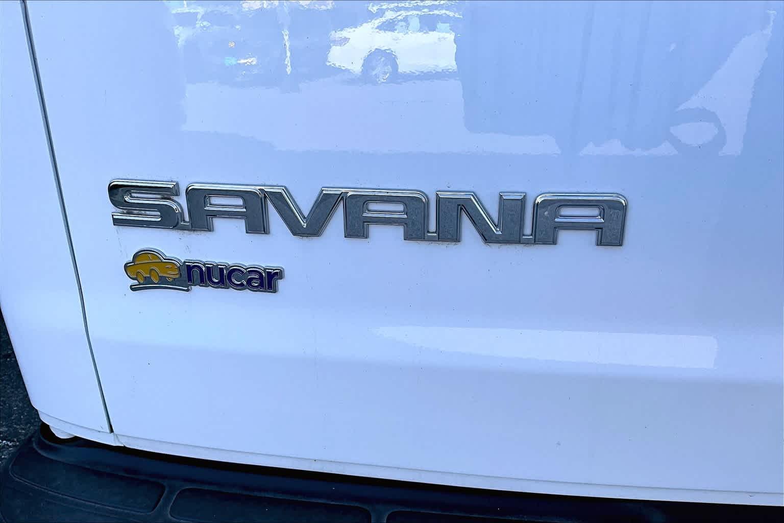 2021 GMC Savana  - Photo 28