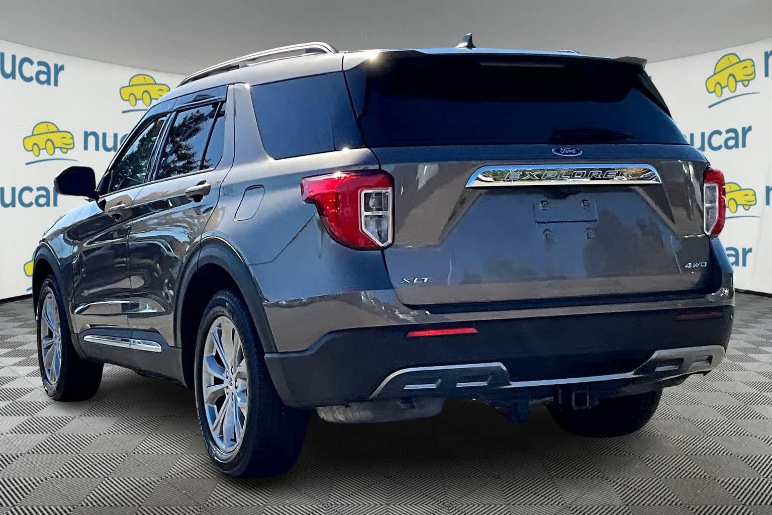 2021 Ford Explorer XLT - Photo 4