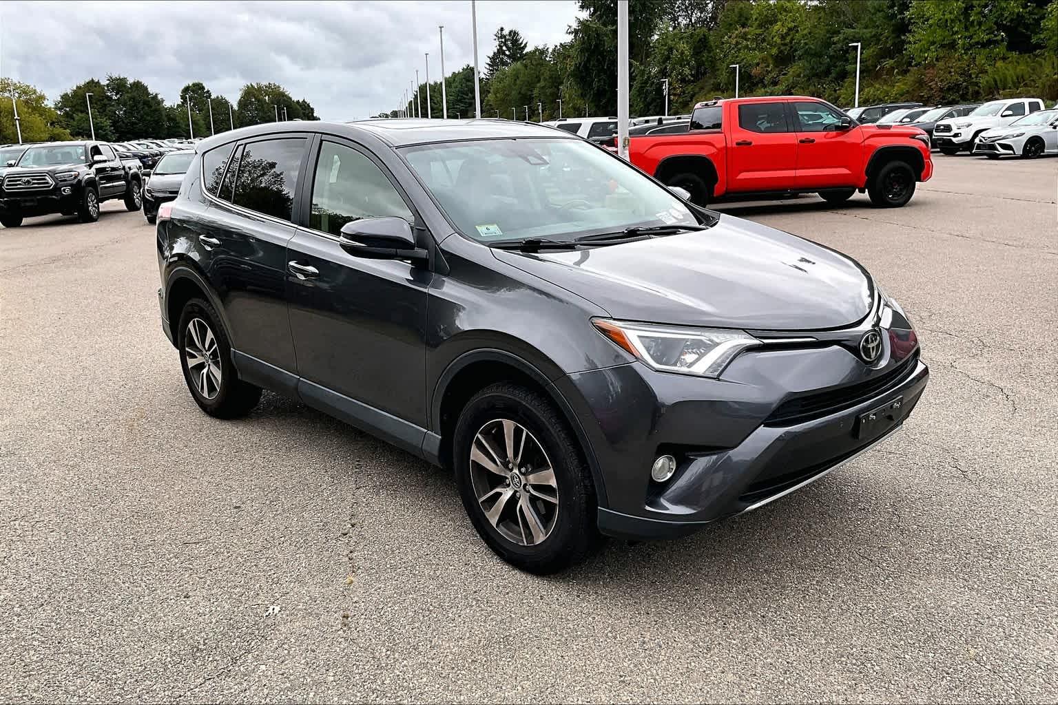 2017 Toyota RAV4 XLE