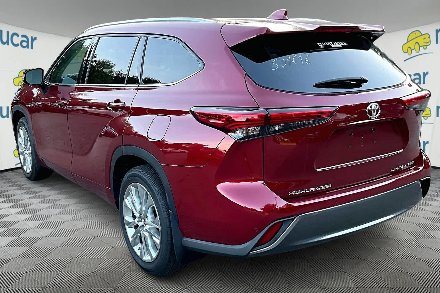 2021 Toyota Highlander Limited - Photo 2