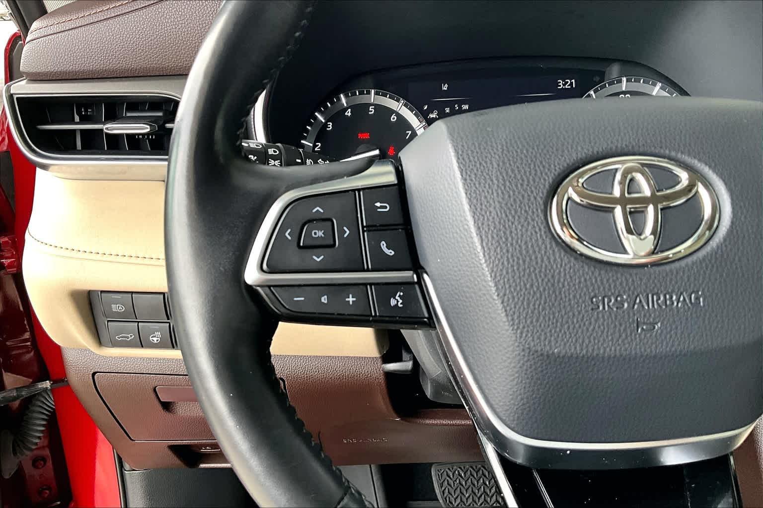 2021 Toyota Highlander Limited - Photo 24