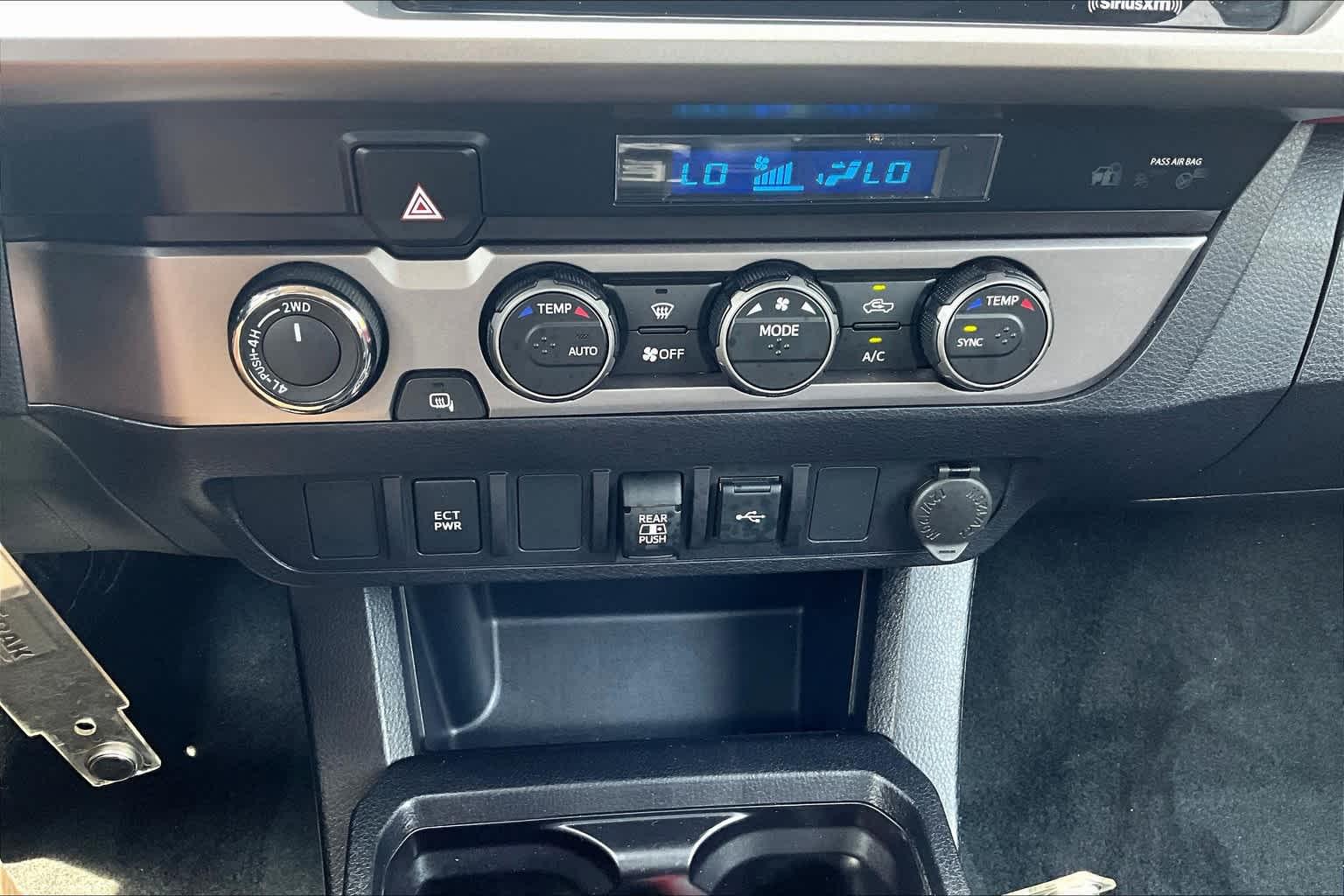 2021 Toyota Tacoma SR5 Double Cab 5 Bed V6 AT - Photo 26