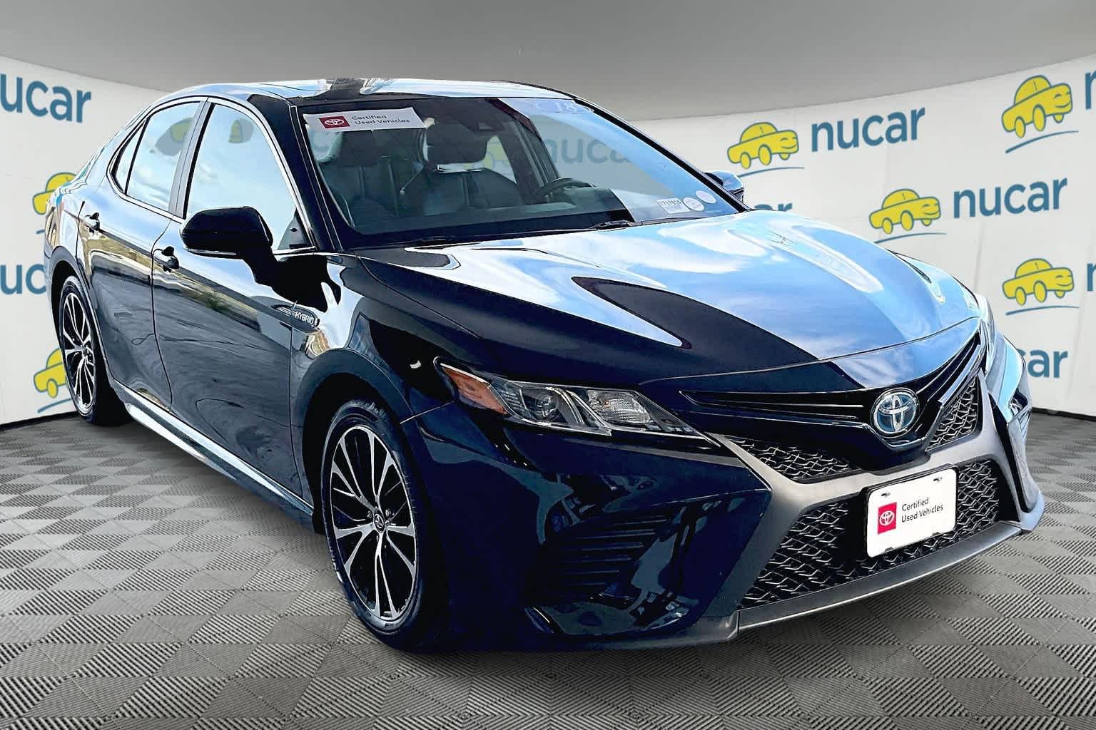 2018 Toyota Camry Hybrid SE