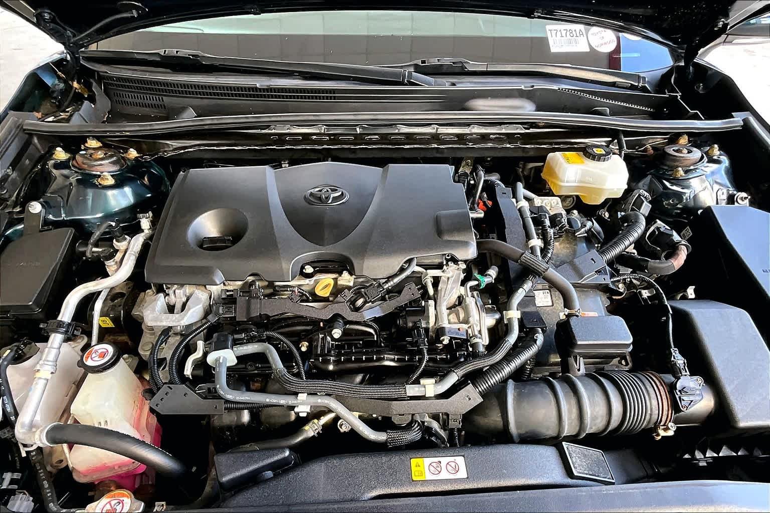 2018 Toyota Camry Hybrid SE - Photo 29