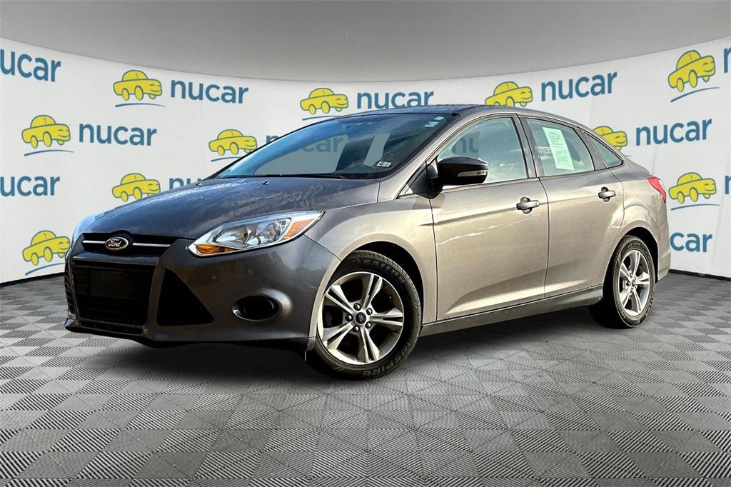 2014 Ford Focus SE - Photo 2