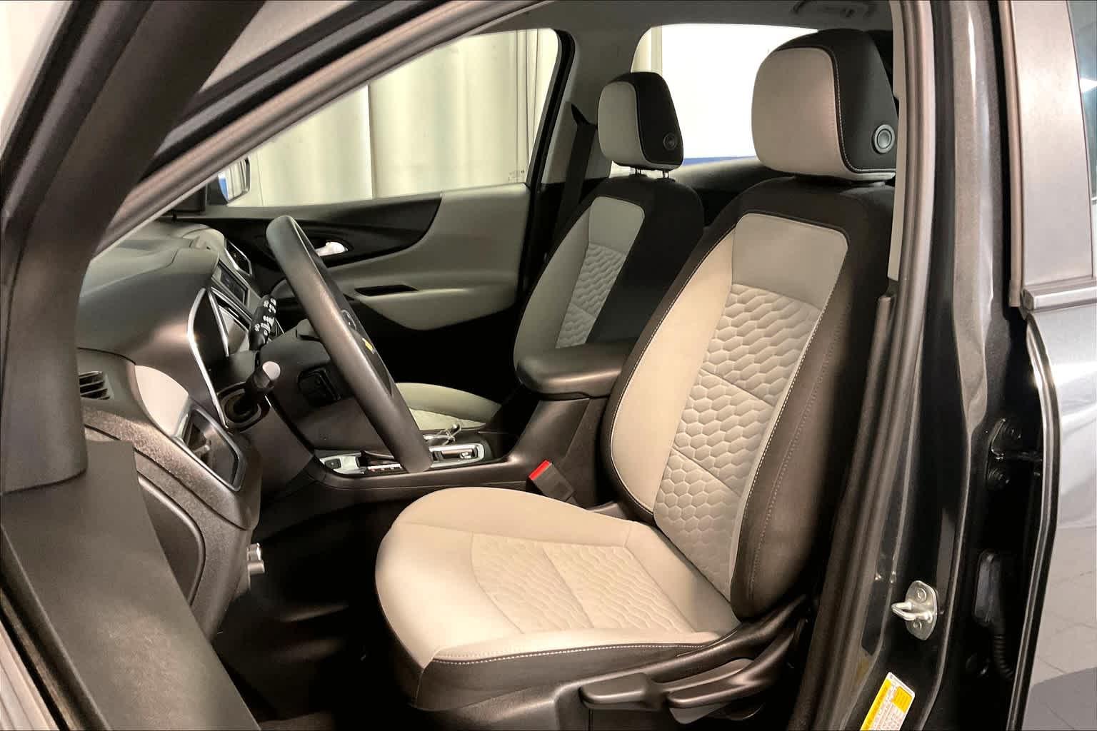 2020 Chevrolet Equinox LS - Photo 10