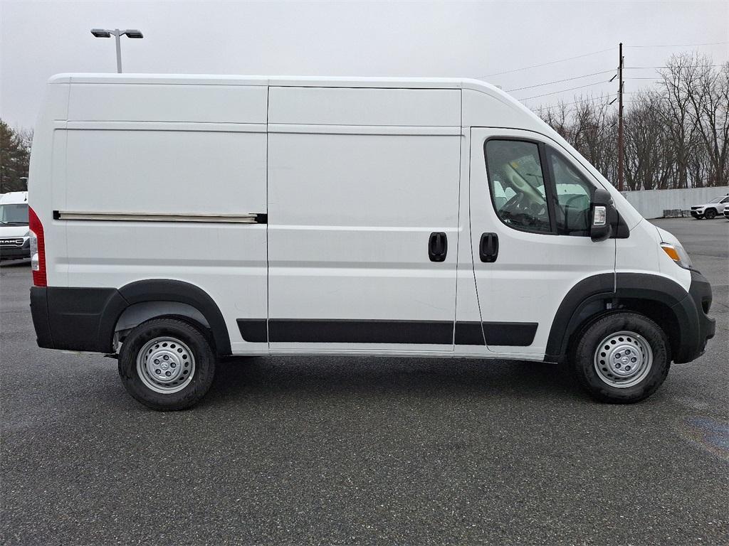 2025 Ram ProMaster 2500 High Roof - Photo 5