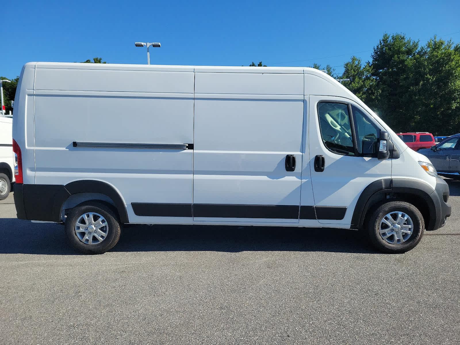 2024 Ram ProMaster SLT - Photo 5