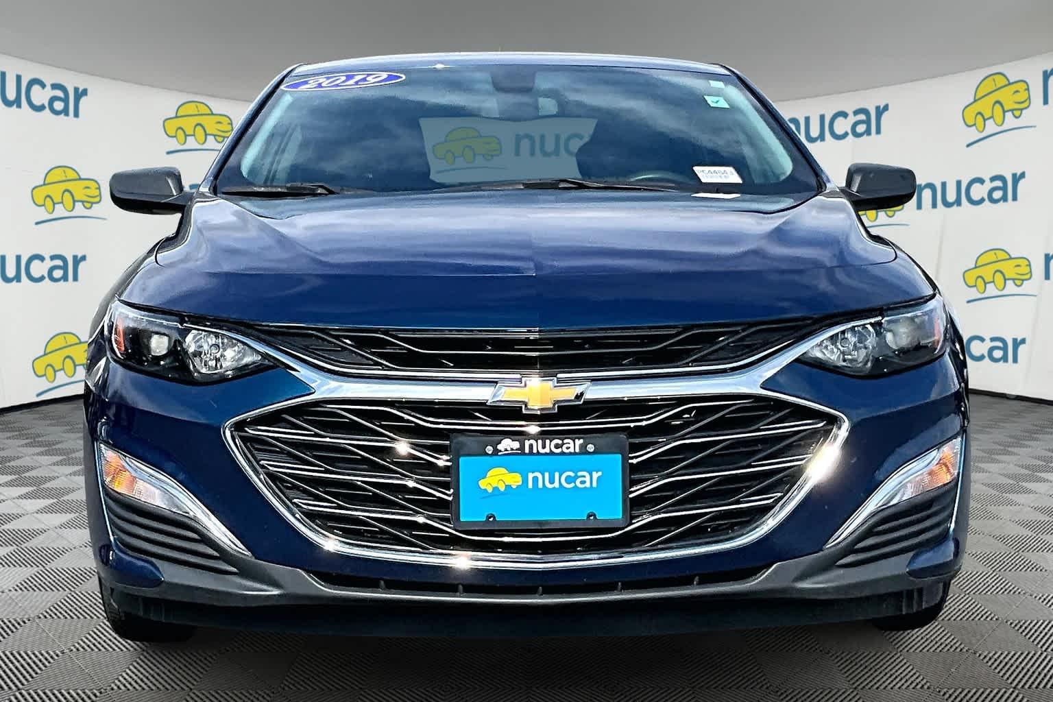 2019 Chevrolet Malibu LS - Photo 2