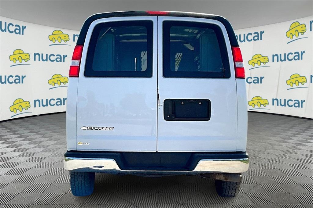 2018 Chevrolet Express 2500 Work Van - Photo 5