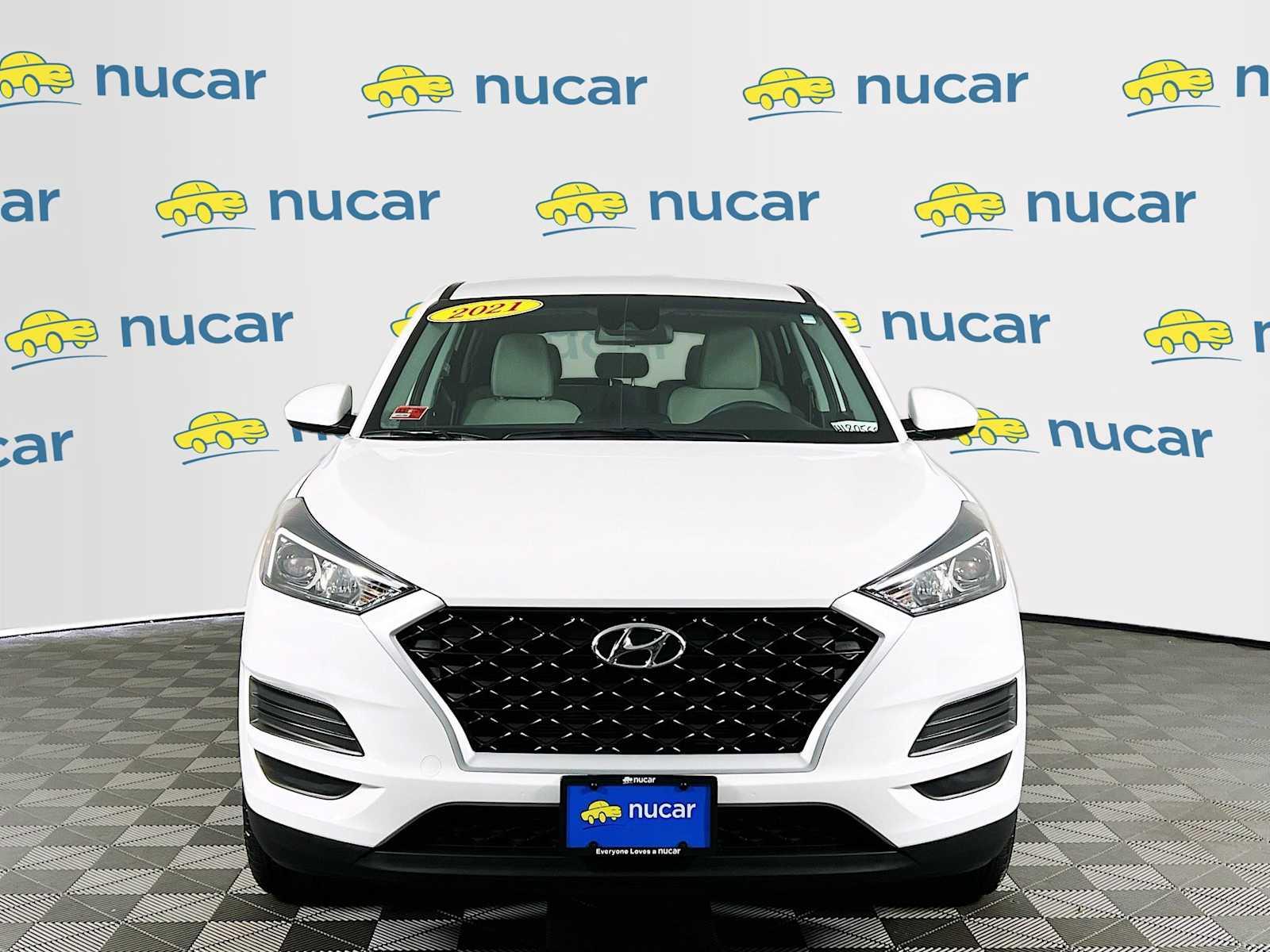 2021 Hyundai Tucson SE - Photo 2