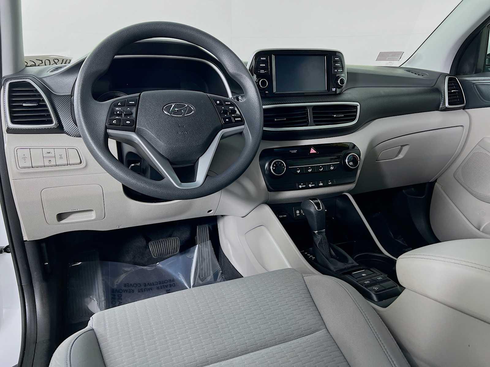 2021 Hyundai Tucson SE - Photo 9