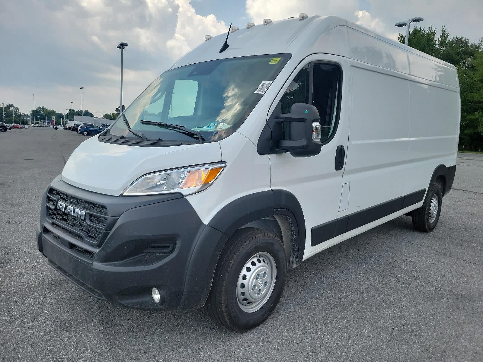 2024 Ram ProMaster Tradesman - Photo 2